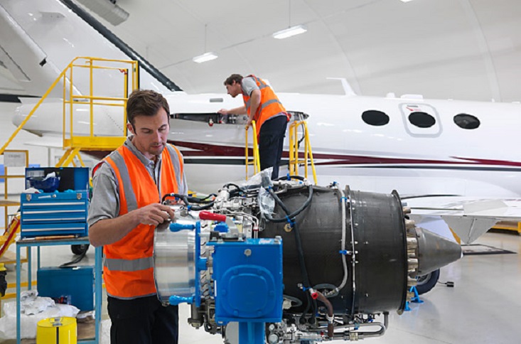 lavoro per periti motoristi aeronautici