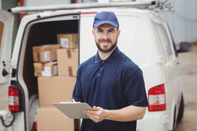 lavoro per autista di furgone consegnatario